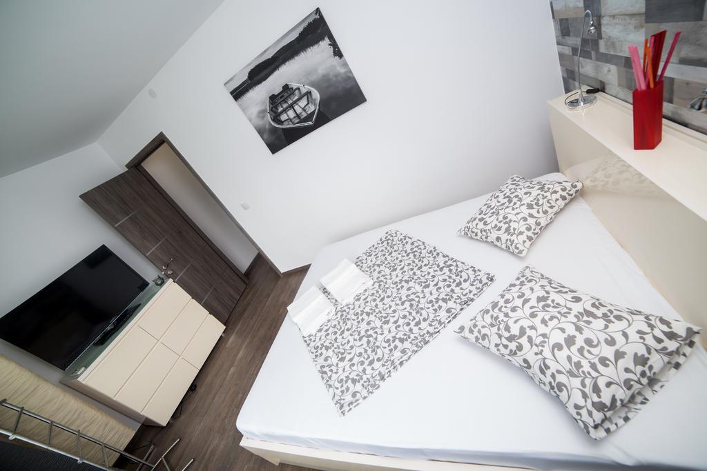Highstyle Downtown Apartment 布加勒斯特 外观 照片